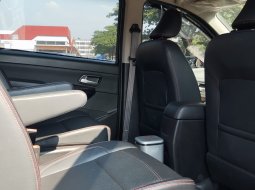 Wuling Confero S 1.5L Lux Plus MT 2021 Hitam 10