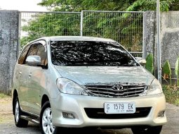 Toyota Kijang Innova 2.0 G 2009 kondisi terawat