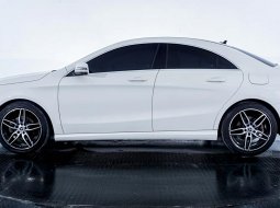 Mercedes Benz CLA 200 AMG Line AT 2015 Putih 2