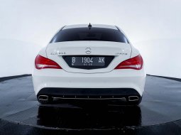 Mercedes Benz CLA 200 AMG Line AT 2015 Putih 11