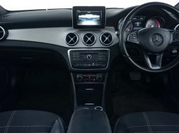 JUAL Mercedes-Benz CLA 200 AMG Line AT 2015 Putih 8