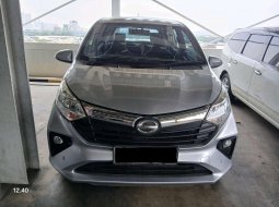  TDP (10JT) Daihatsu SIGRA R DELUXE 1.2 AT 2019 Silver  5