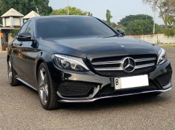 Mercedes-Benz C-Class C200 2018 Hitam
