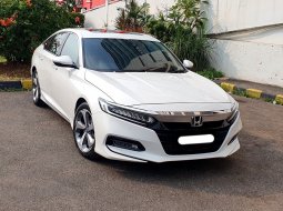 Honda Accord 1.5L 2022 putih km10rban sunroof turbo cash kredit proses bisa dibantu