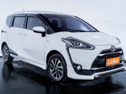 JUAL Toyota Sienta Q CVT 2017 Putih