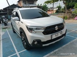 Suzuki XL7 Beta Hybrid AT 2023 Putih 3