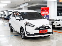 Toyota Sienta V CVT 2020 Putih