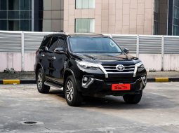 Toyota Fortuner SRZ 2017 Hitam