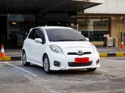 Toyota Yaris E 2012 Putih