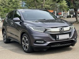 Honda HR-V SE AT Grey 2021
