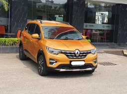 Renault Triber RXZ AT 2020 kuning dp 5 jt saja cash kredit proses bisa dibantu
