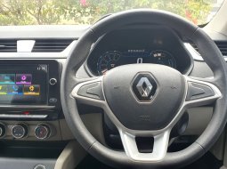 Renault Triber RXZ AT 2020 kuning dp 5 jt saja cash kredit proses bisa dibantu 7