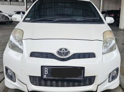 Toyota Yaris E A/T ( Matic ) 2012 Putih Km 100rban Mulus Siap Pakai Good Condition
