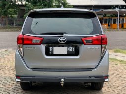Toyota Kijang Innova V Bensin 2016 4