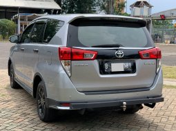 Toyota Kijang Innova V Bensin 2016 5