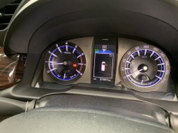 Toyota Kijang Innova V Bensin 2016 12