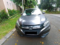  TDP (14JT) Honda HRV E 1.5  AT 2017 Abu-abu  3