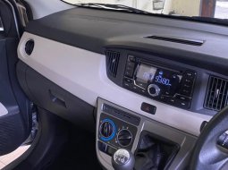 Daihatsu Sigra 1.2 R DLX MT 2017 Brightsilver 5