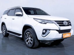 JUAL Toyota Fortuner 2.4 VRZ AT 2019 Putih
