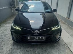 Toyota Corolla Altis V 1.8 AT 2020