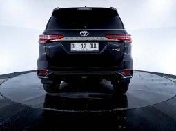 Toyota Fortuner New 4x2 2.8 A/T DSL GR Sport 11