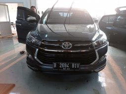 Toyota Venturer 2.4 A/T DSL 2020 1