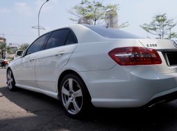 Mercedes-Benz E-Class 250 2012 avantgarde putih dp 20 jt km43rban cash kredit proses bisa dibantu 4