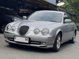 Jaguar S Type 2001