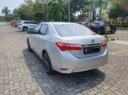 Toyota Corolla Altis 1.8 Automatic 2014 Silver Milik Pribadi HU Kenwood 10