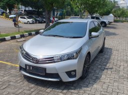 Toyota Corolla Altis 1.8 Automatic 2014 Silver Milik Pribadi HU Kenwood 11