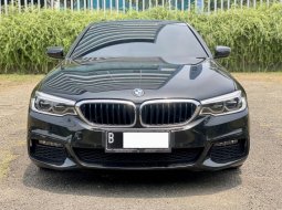 BMW 5 Series 530i M Sport 2020 Hitam
