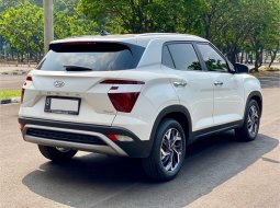 Hyundai Creta Trend at 2022 Putih 4