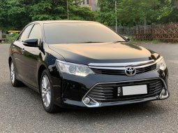 Toyota Camry 2.5 V 2015