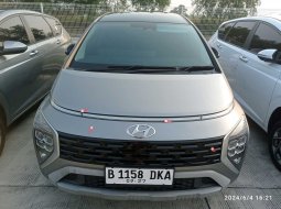 Jual Hyundai STARGAZER Prime AT 2022 Silver