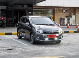 Daihatsu Ayla 1.2 R Deluxe 2017 Abu-abu