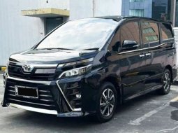 Toyota Voxy 2.0 A/T 2019 Tangan 1 Km50rb Plat B GENAP Pjk AGT 2024 Mulus Siap Pakai KREDIT TDP 49jt