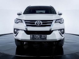 Toyota Fortuner 2.4 VRZ AT 2016