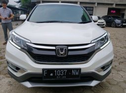 Jual Honda CR-V 2.4 Prestige AT 2016 Putih