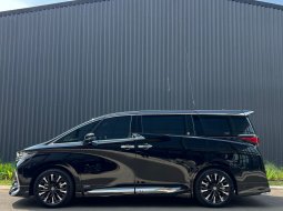 Toyota Alphard HV 2024 hitam ready 4