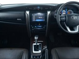 Toyota Fortuner 2.4 VRZ AT 2019 7