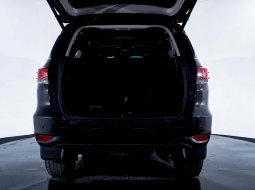Toyota Fortuner 2.4 VRZ AT 2019 6