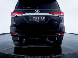 Toyota Fortuner 2.4 VRZ AT 2019 8