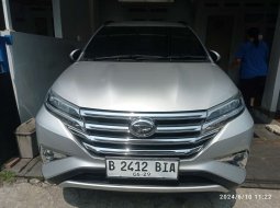 Jual Daihatsu Terios R MT 2019 Silver