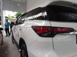 Toyota Fortuner 2.4 VRZ AT 2016 6