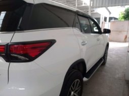 Toyota Fortuner 2.4 VRZ AT 2016 5