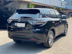 Toyota Harrier 2.0 AudioLess at 2015 Hitam 4