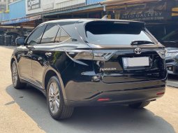 Toyota Harrier 2.0 AudioLess at 2015 Hitam 6