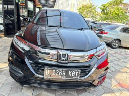 Honda HR-V 1.8L Prestige Matic Tahun 2019 Kondisi Mulus Terawat Istimewa
