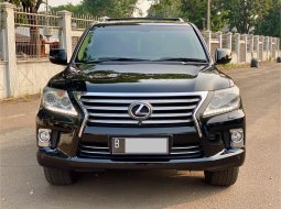 Lexus LX 570 2012 Hitam