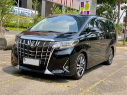 Toyota Alphard 2.5 G A/T 2018 Hitam 2